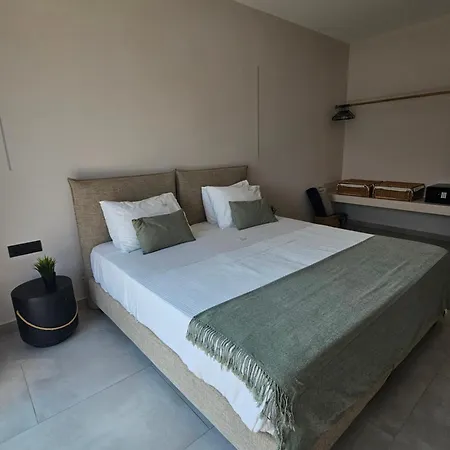 Appartement Atheras - Lassu Retreat Zóla