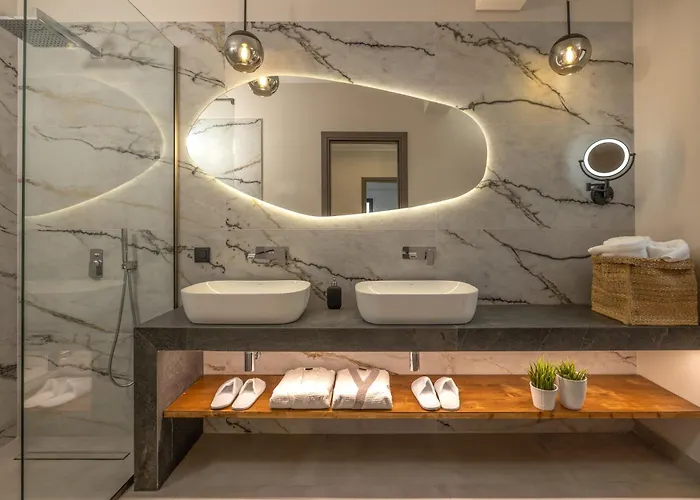 Atheras - Lassu Retreat Zola