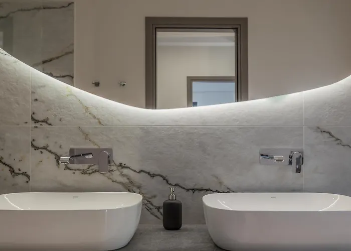 Atheras - Lassu Retreat * Zóla